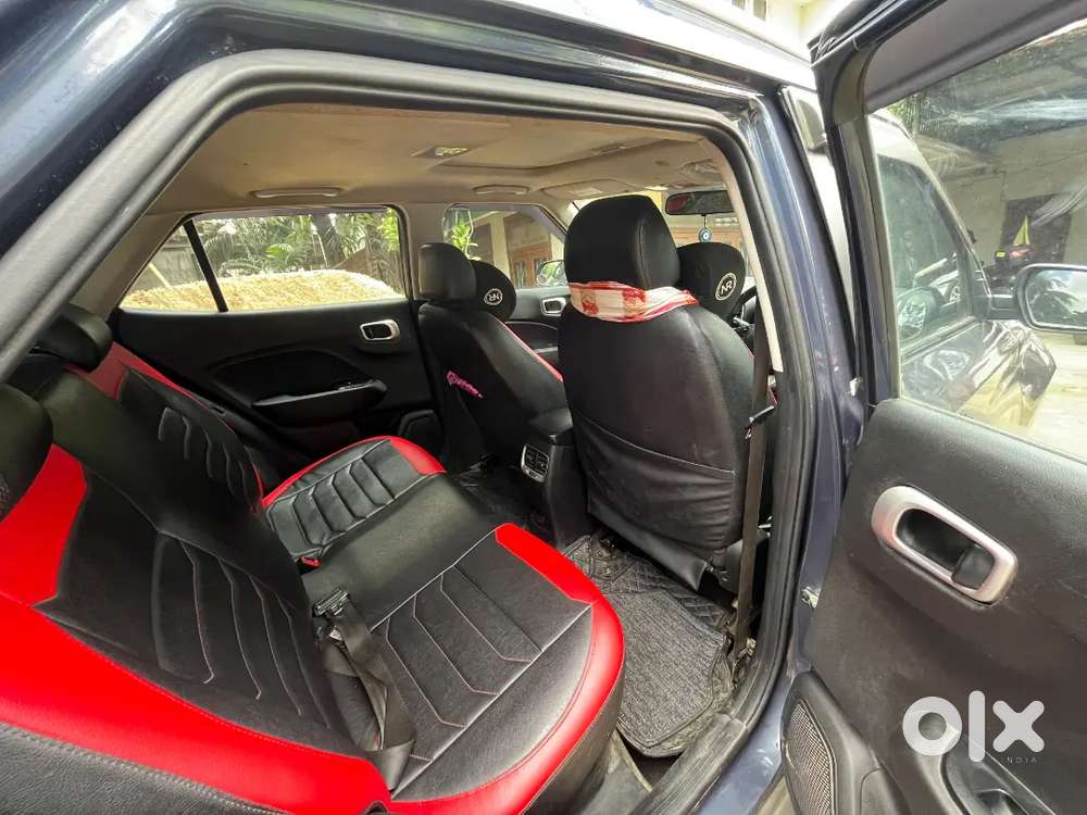 Hyundai Venue Knight Edition 2021