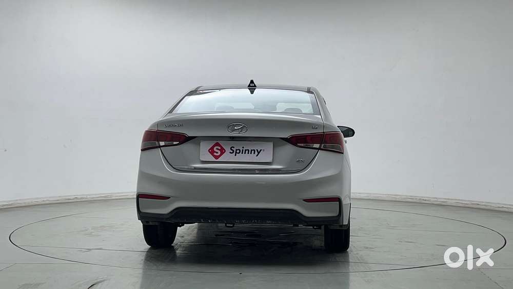 Hyundai Verna [ ] Fluidic 4s 1.6 Crdi Sx (o) At, 2018, Petrol