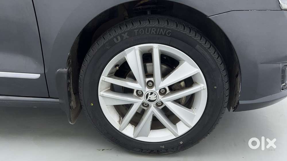 Skoda Rapid 1.5 Tdi Style/1.5 At Style, 2020, Petrol