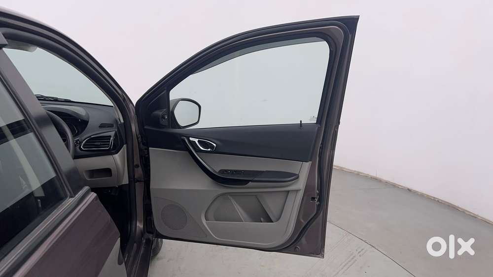 Tata Tiago 1.2 Revotron Xz Plus, 2019, Petrol