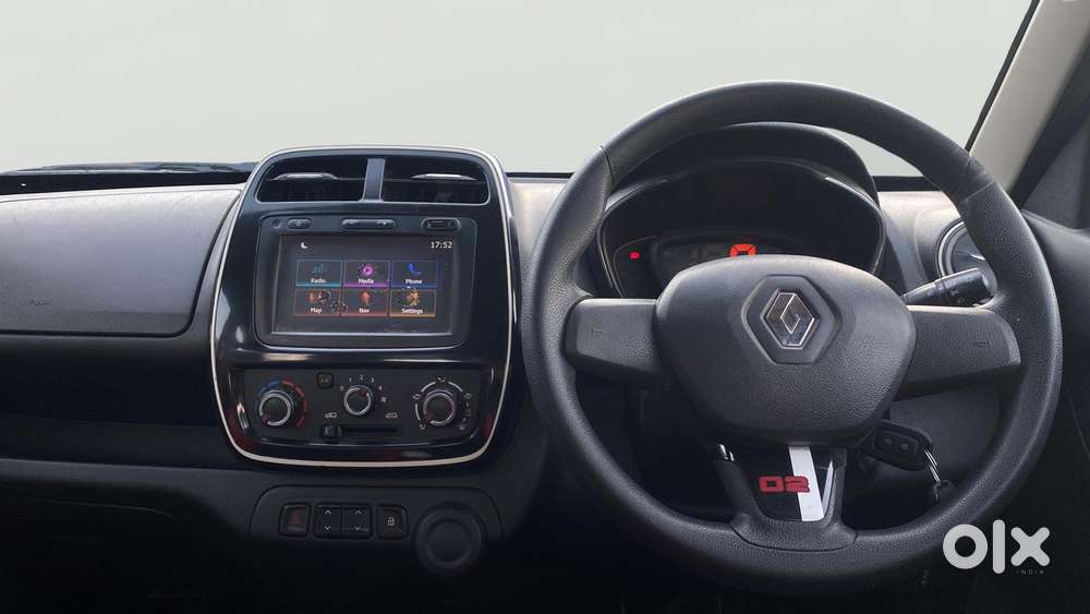 Renault Kwid 1.0 Rxt 02 Anniversary Edition, 2017, Petrol
