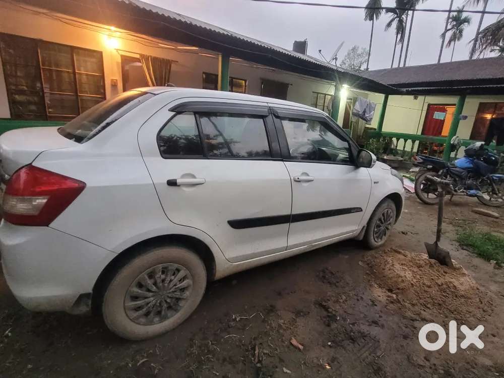 Maruti Suzuki Dzire 2017 Petrol 810000 Km Driven