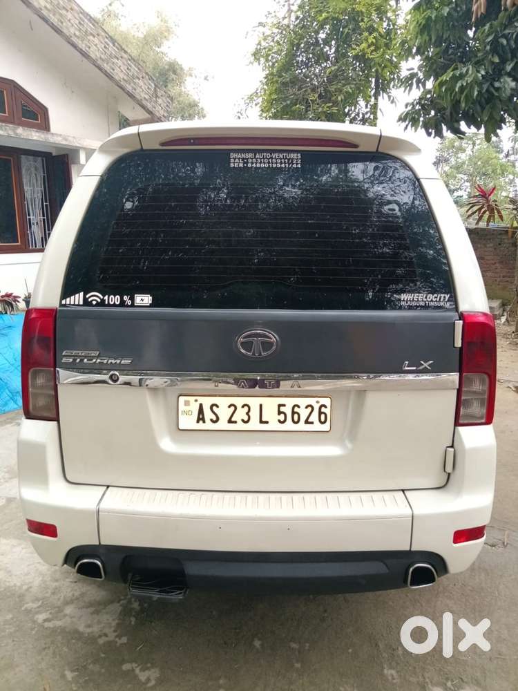 Tata Safari Storme 2014
