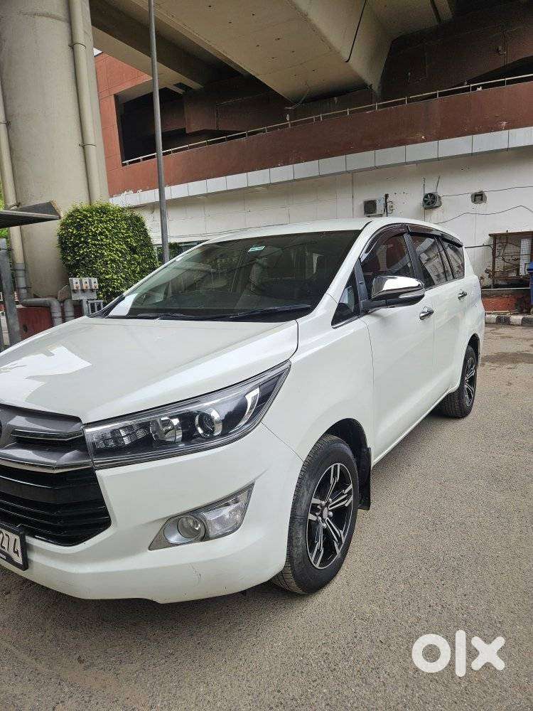 Toyota Innova Crysta Zx 2.4 Diesel 7 Seater, 2017, Diesel