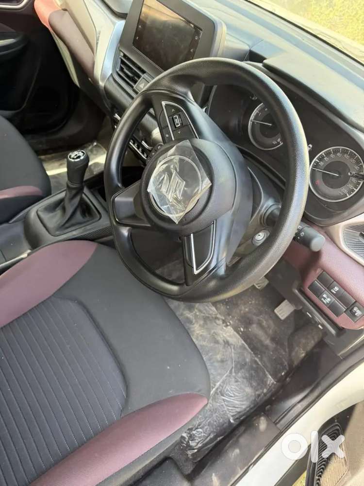 Maruti Suzuki Brezza 2026 Cng & Hybrids 100 Km Driven Only For 5 Years