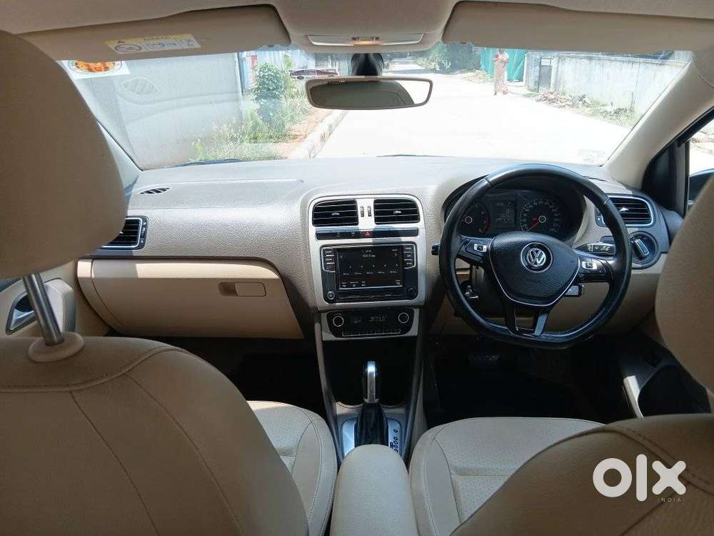 Volkswagen Vento 1.2 Tsi Highline At, 2017, Petrol