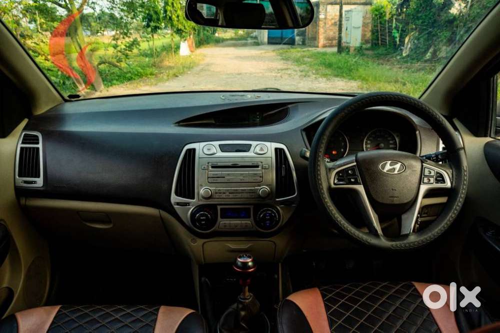 Hyundai I20 Sportz 1.2 Bs-iv, 2011, Petrol