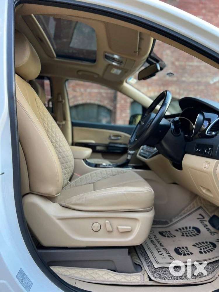 Kia Carnival Limousine Plus 7 Str, 2023, Diesel