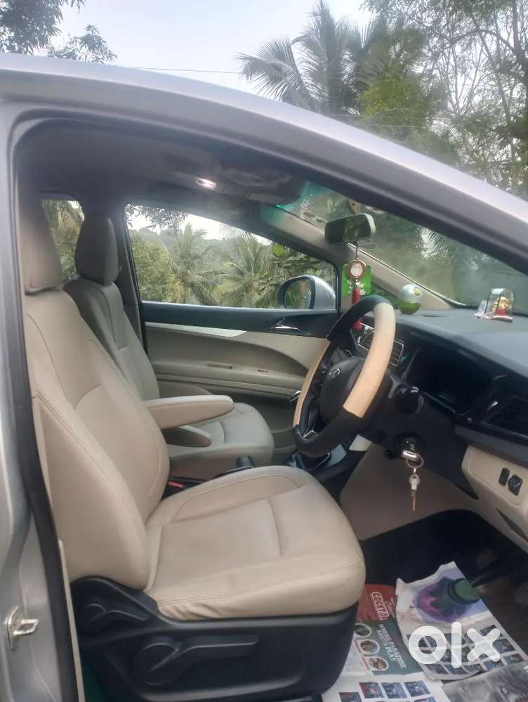 Mahindra Marazzo Diesel 2020