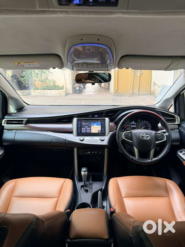 Toyota Innova Crysta