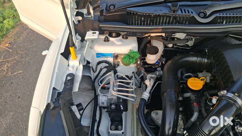Tata Nexon Creative 1.2 Revotron Petrol 6 Mt, 2025, Petrol