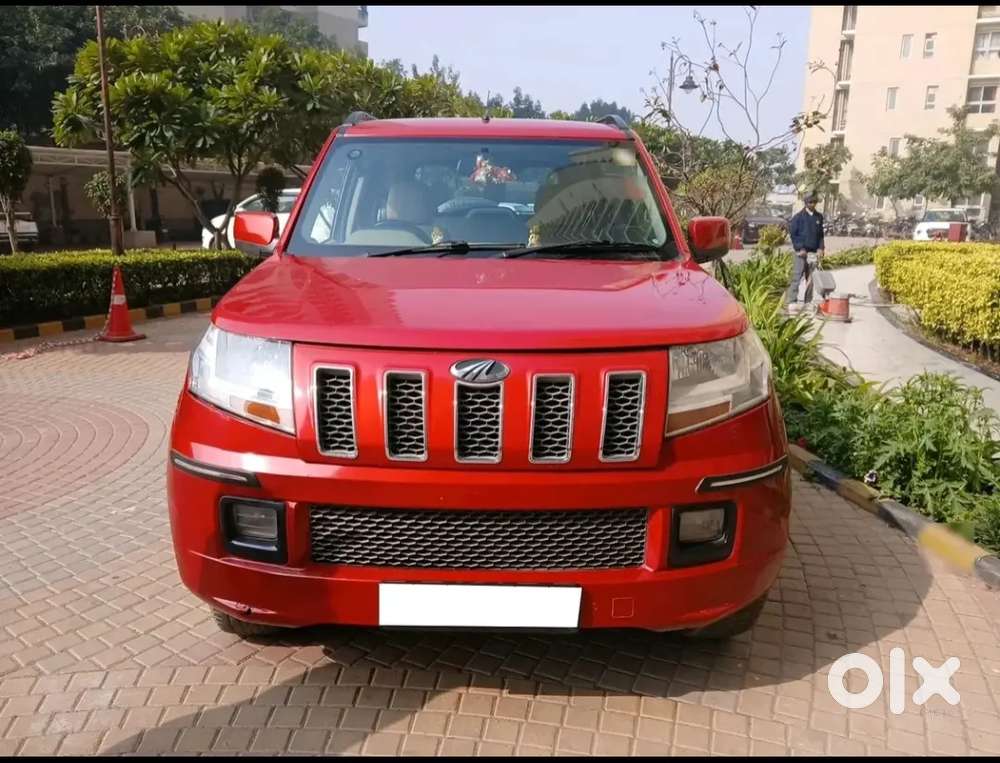 7 Seater Mahindra Diesel Tuv 300