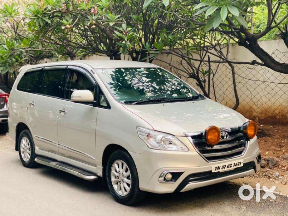 Toyota Innova 2.5 V 8 Str, 2014, Diesel