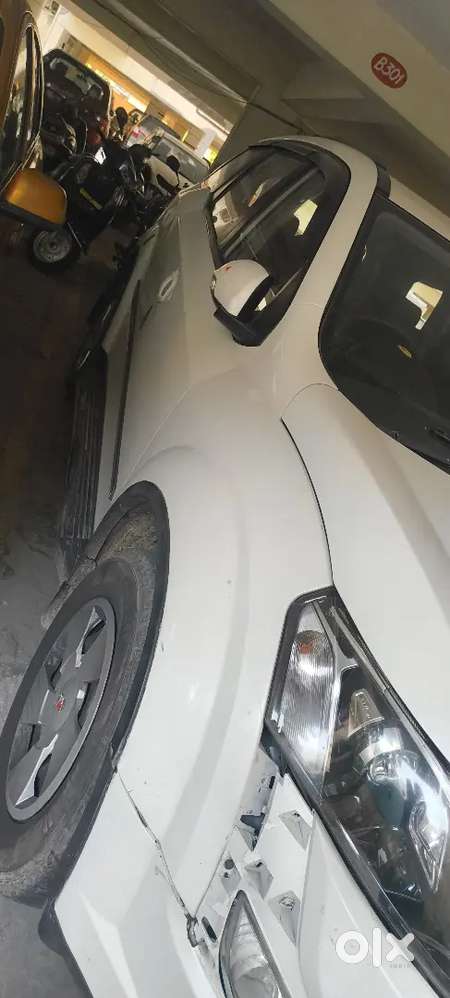 Mahindra Xuv500 2017 Diesel 90000 Km Driven