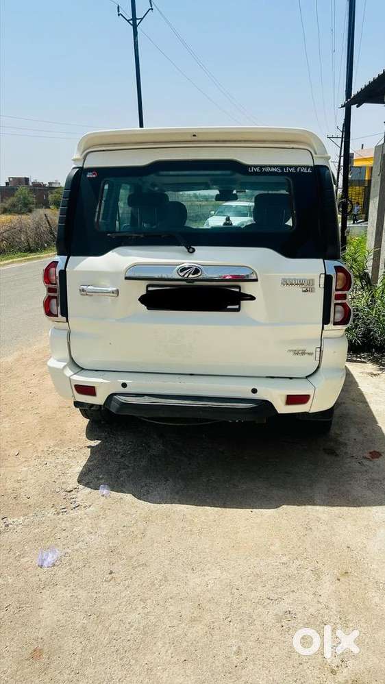 Mahindra Scorpio 2022 Diesel Well Maintained