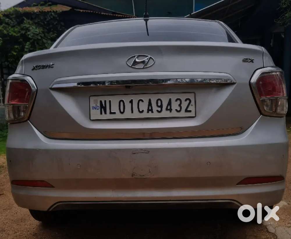 Hyundai Xcent 2015 Top Model