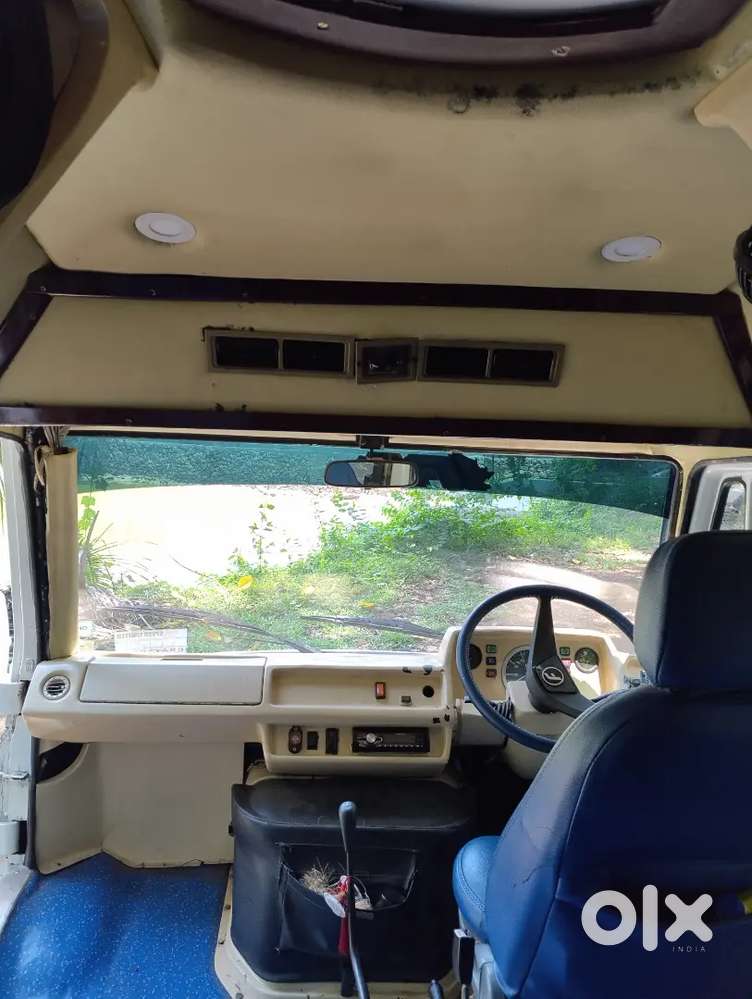 Force Travaller 12 Seat