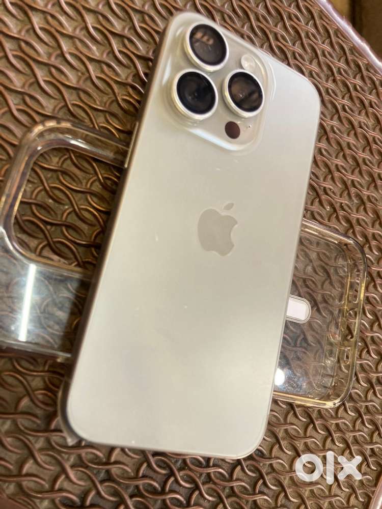 15 PRO 128GB 100% Clean Condition