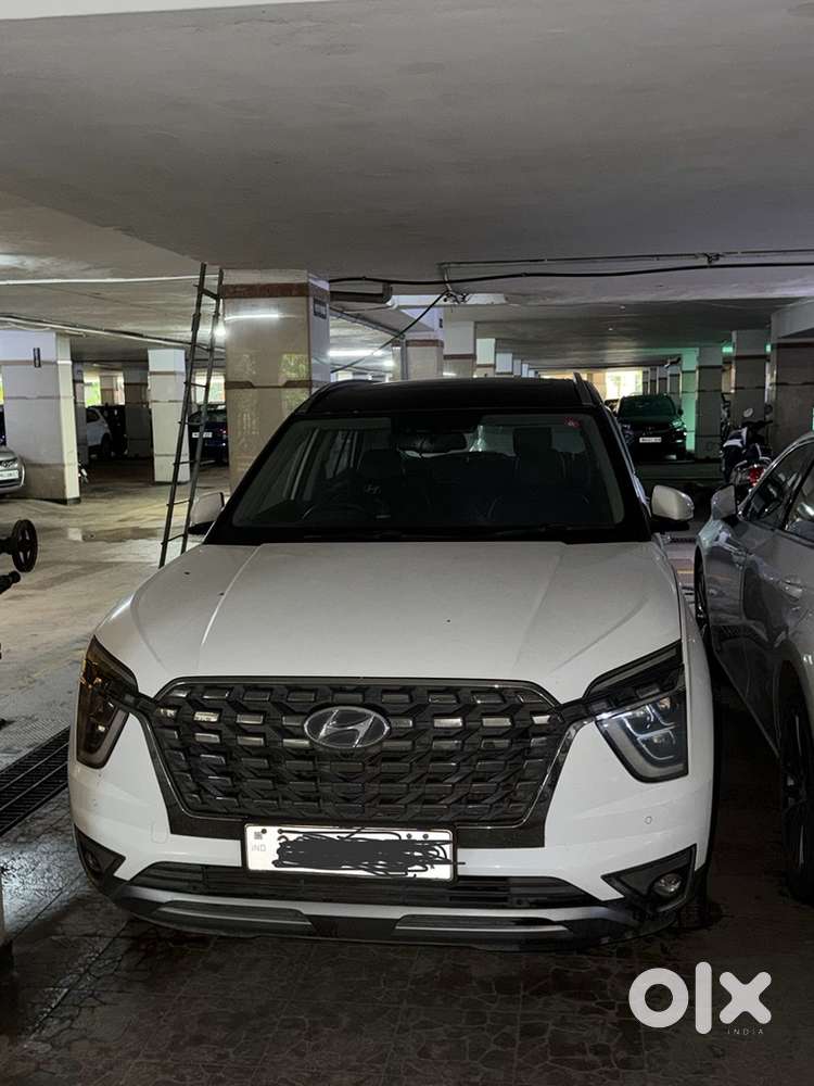 2023 Hyundai Alcazar 1.5 Signature Diesel