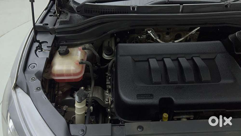 Mahindra Xuv700 2.2 Ax 3 Diesel Mt 7 Str, 2022, Diesel