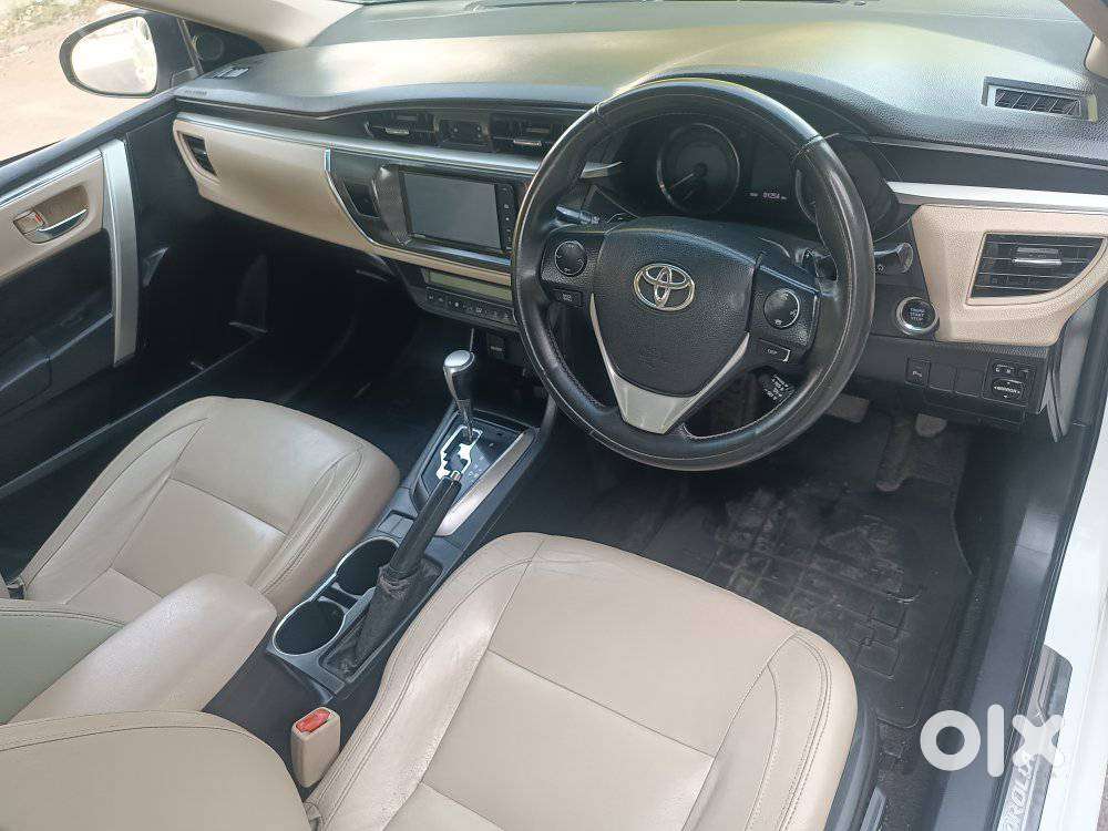 Toyota Corolla Altis 2013-2017 Vl At, 2014, Petrol