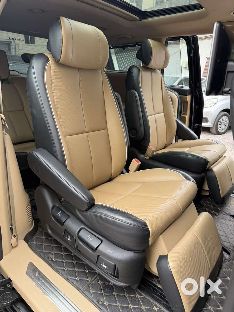 Kia Carnival Limousine Plus 7 Str, 2020, Diesel
