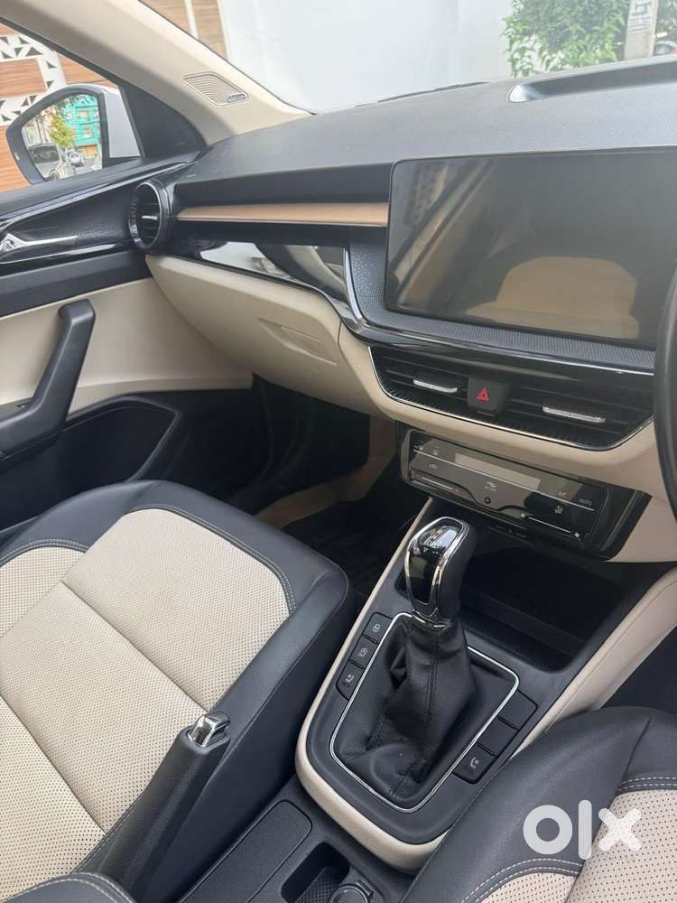 Skoda Slavia 1.5 Tsi Style At, 2024, Petrol