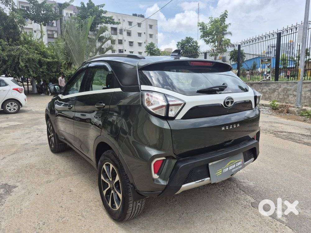 Tata Nexon 1.2 Revotron Xza Plus, 2020, Petrol