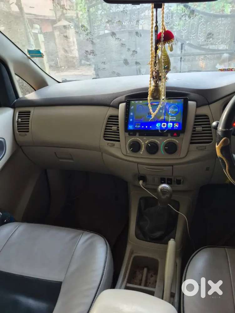 Toyota Innova Hycross 2013 Diesel Good Condition