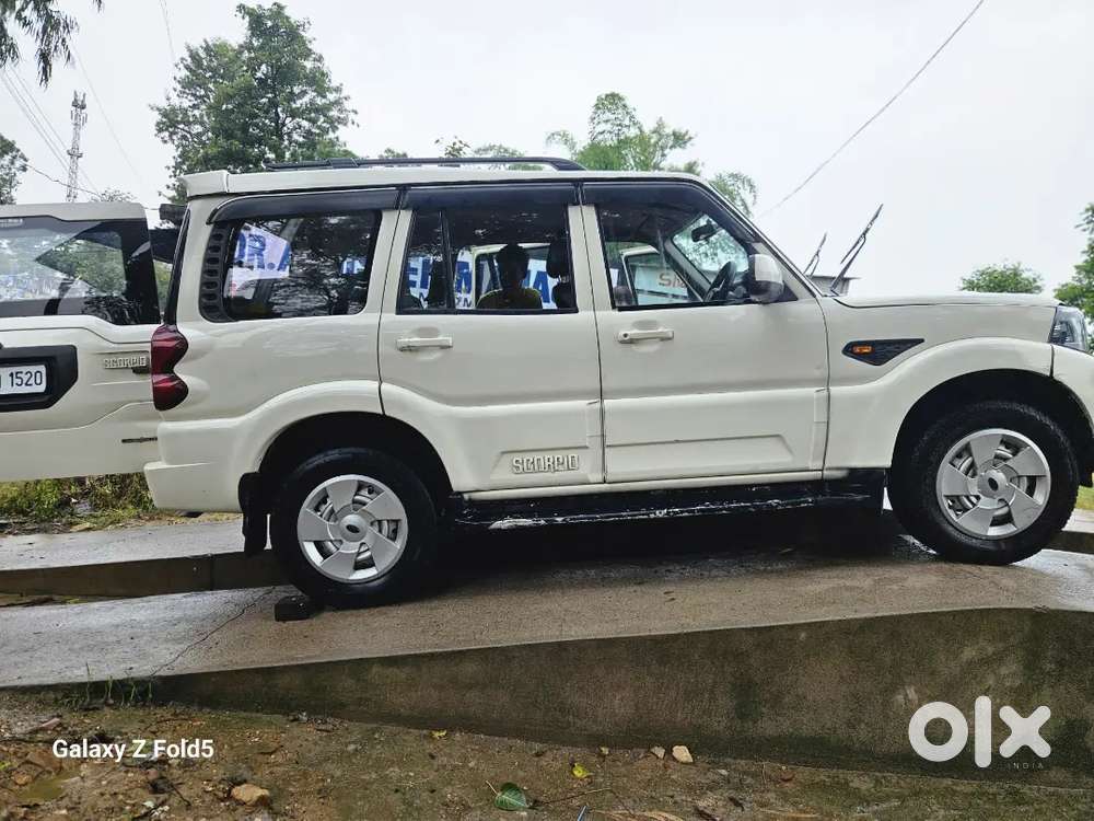 Mahindra Scorpio Classic 2017 Diesel 90000 Km Driven