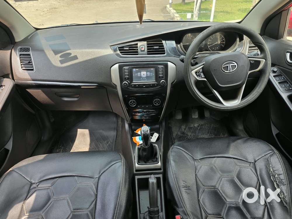 Tata Bolt Revotron Xt, 2015, Petrol