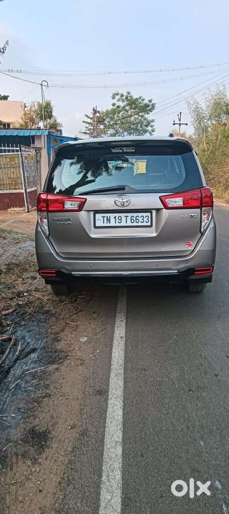 Toyota Innova Crysta 2.4 V, 2016, Diesel