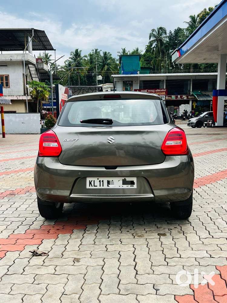 Maruti Suzuki Swift Vvt Zxi, 2018, Petrol