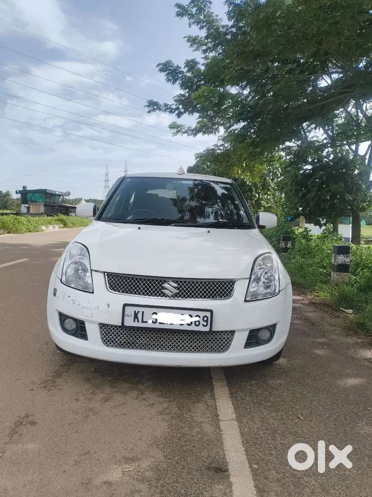 Maruti Suzuki Dzire Tour 2016 Variant