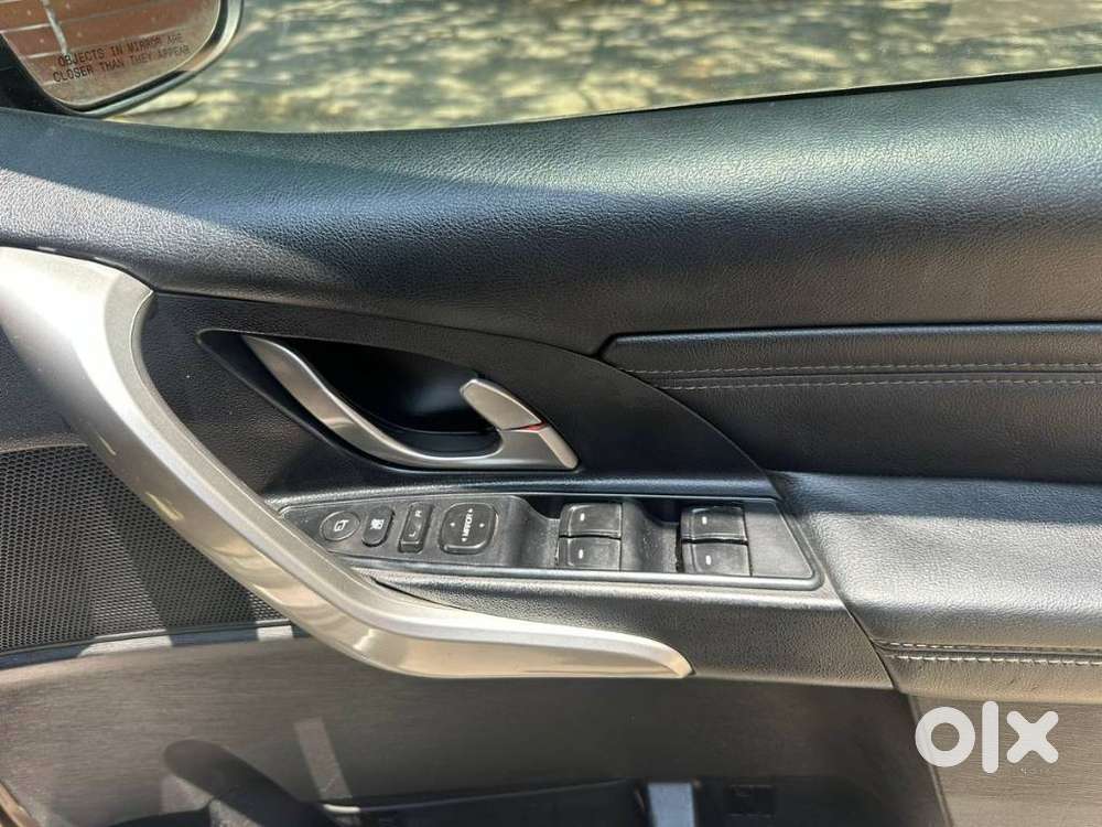 Mahindra Xuv500 W11 Option, 2019, Diesel