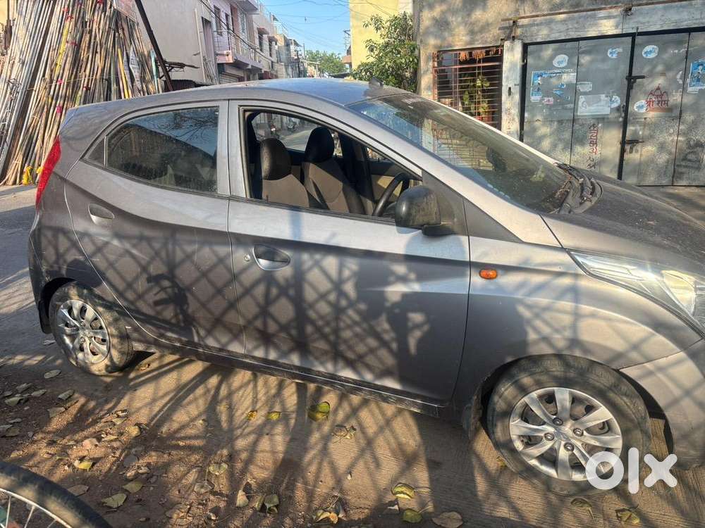 Hyundai Eon 2013 Petrol 74358 Km Driven