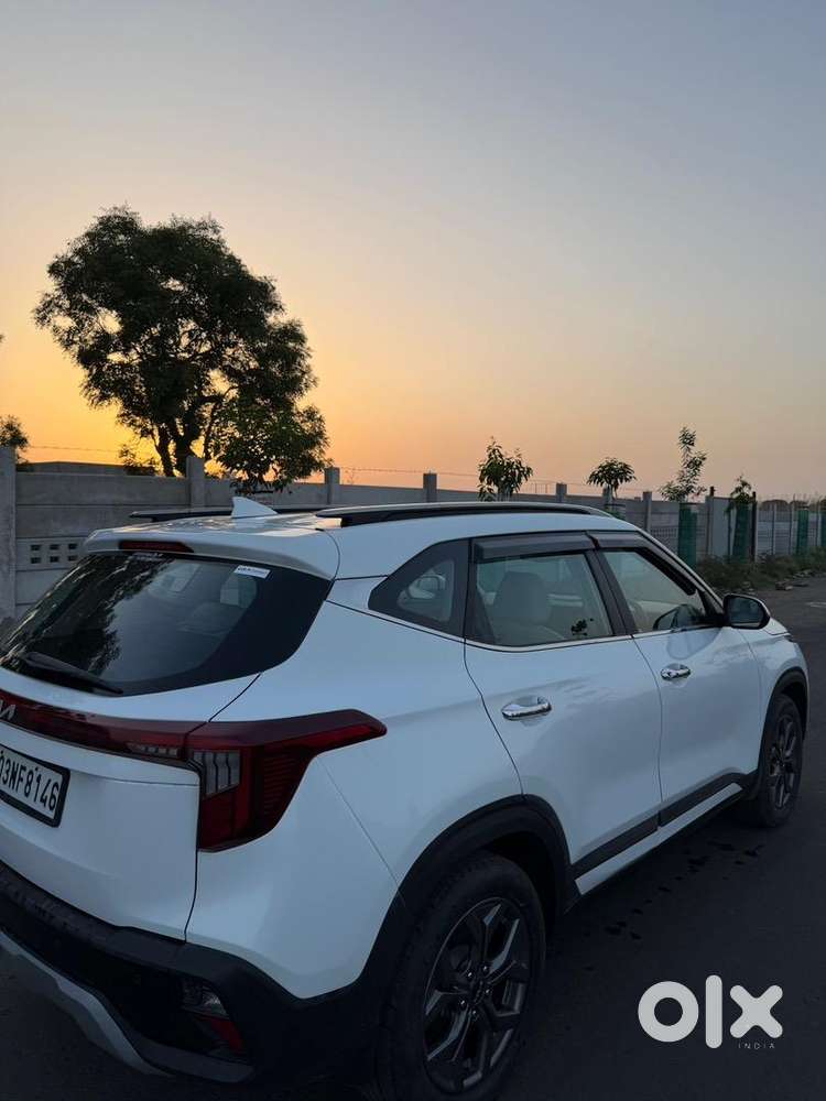 Kia Petrol Car 2023