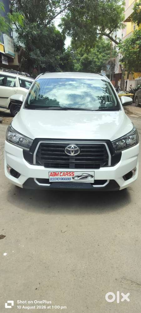 Toyota Innova Crysta 2.4 G Plus Mt 8 Str, 2024, Diesel