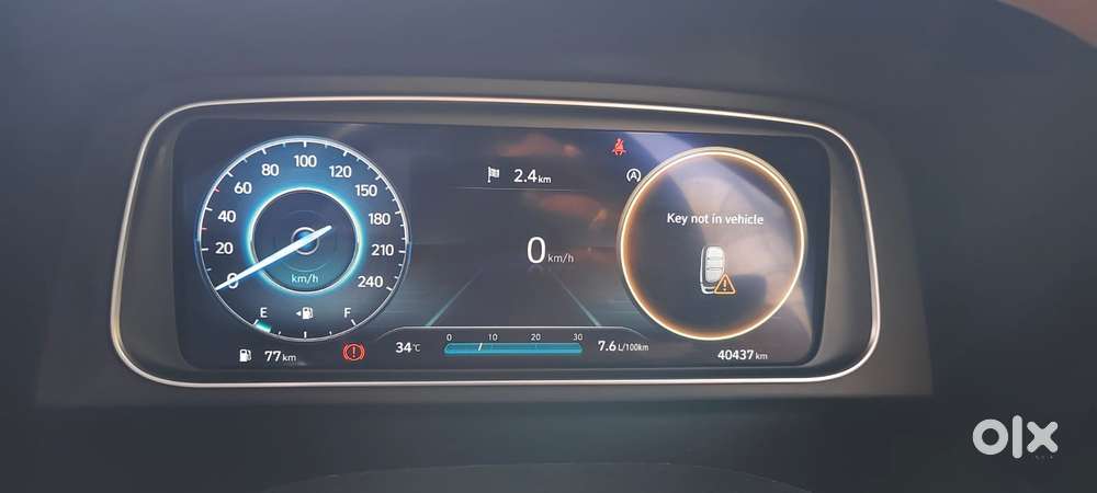 Hyundai Alcazar Platinum (o) 7 Str 1.5 Petrol Dct, 2023, Petrol