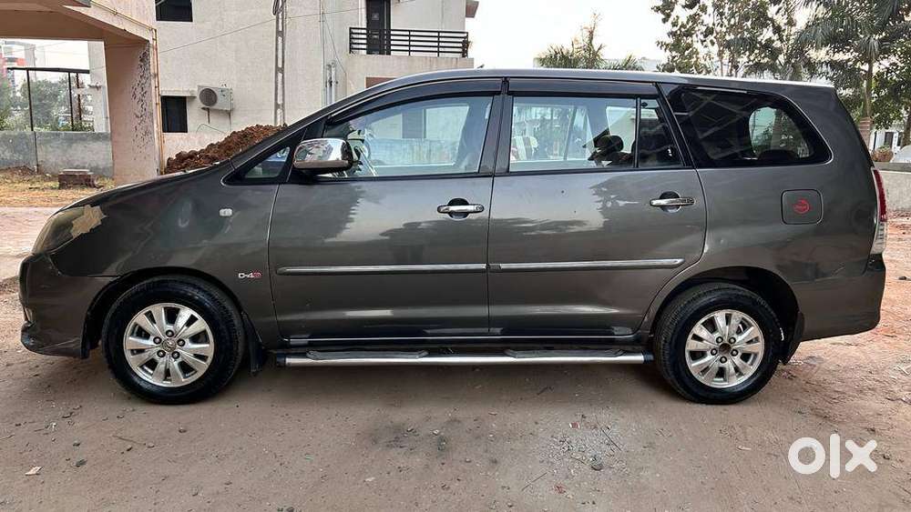 Toyota Innova 2009 Diesel Well Maintained