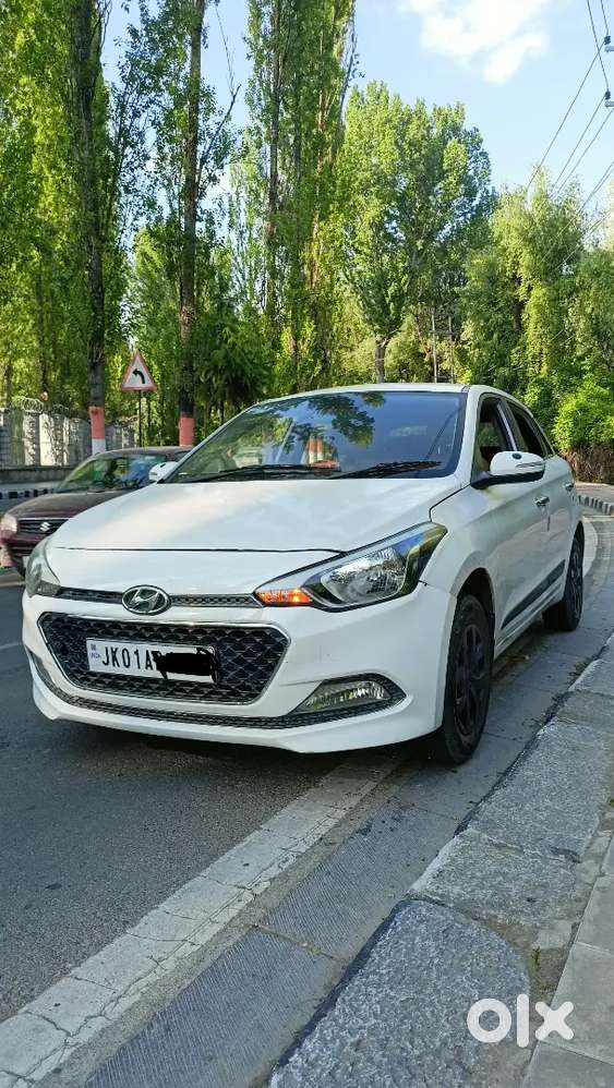 Hyundai I20 Sports Ports 2017 Petrol 72000 Km Driven