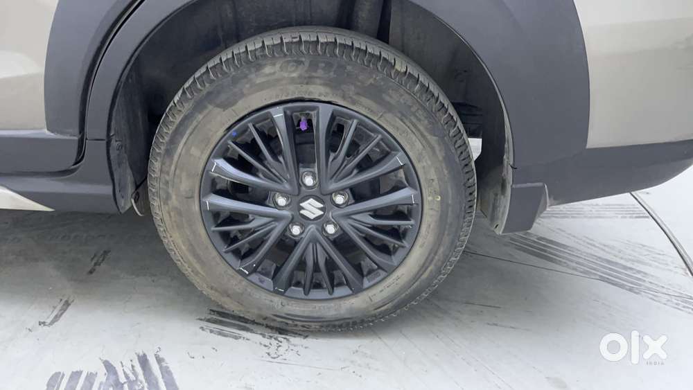 Maruti Suzuki Xl6 1.5 Alpha At, 2021, Petrol