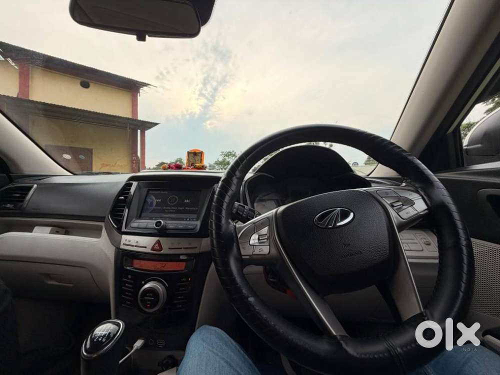 Mahindra Xuv300 W8, 2022, Petrol