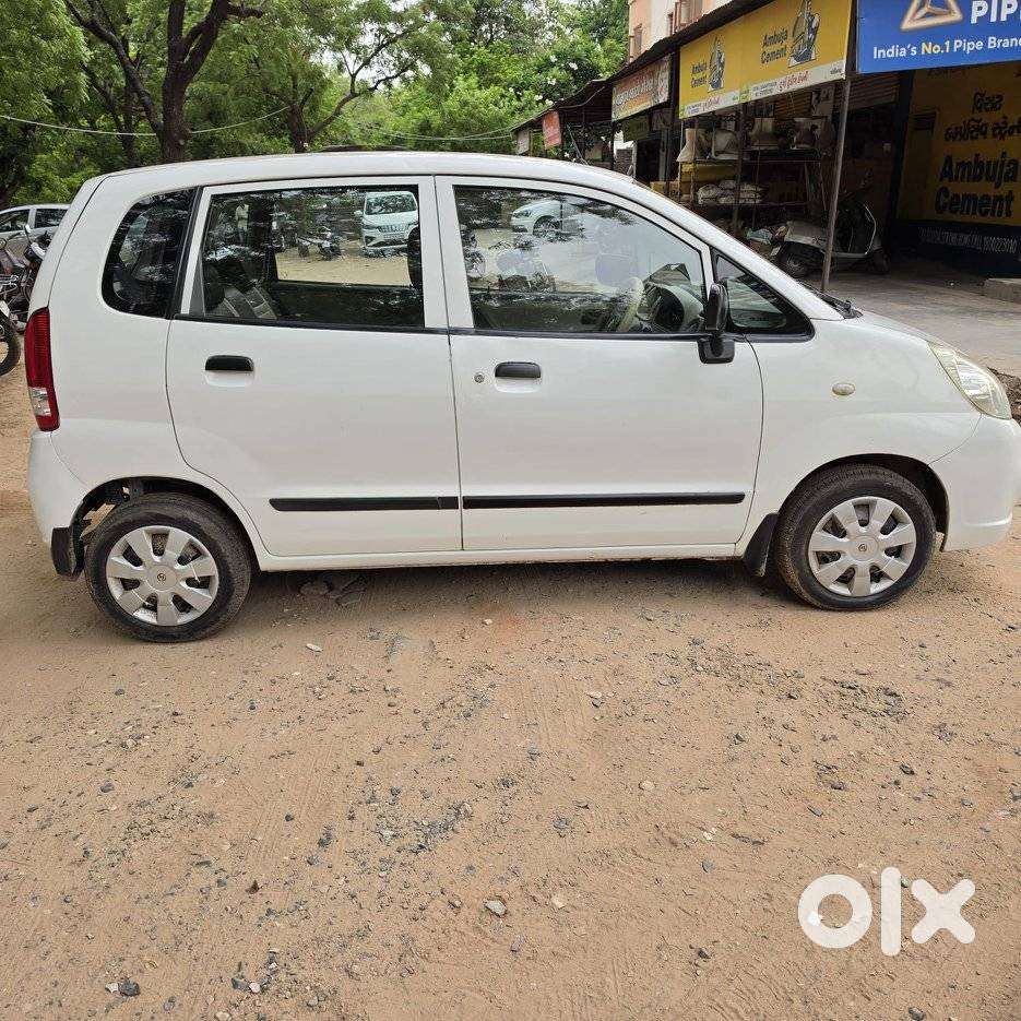 Maruti Suzuki Zen Estilo Lxi Bs Iv, 2011, Cng & Hybrids