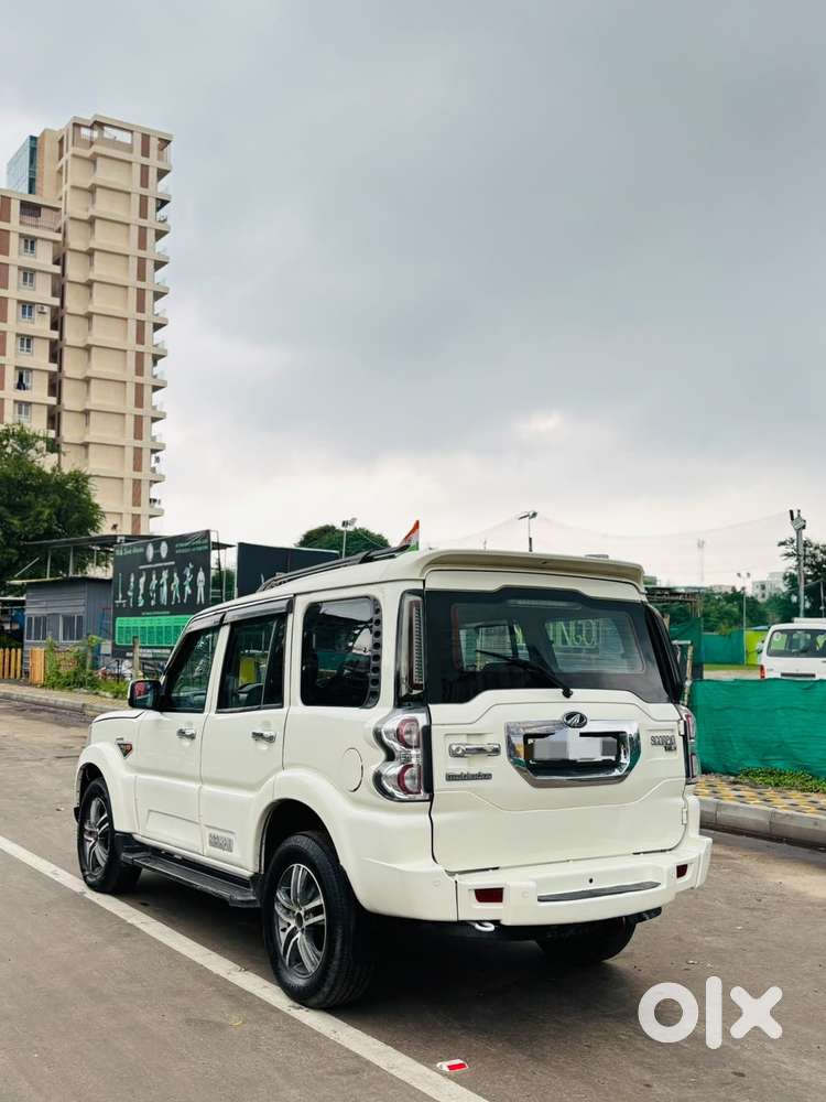 Mahindra Scorpio S6 Plus, 2016, Diesel