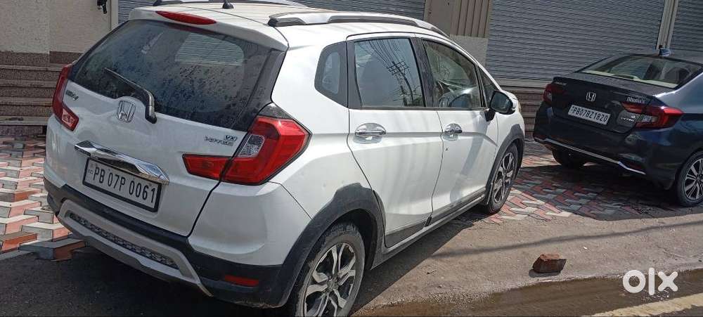 Vip No. Pb07p0061 For Sale With Car