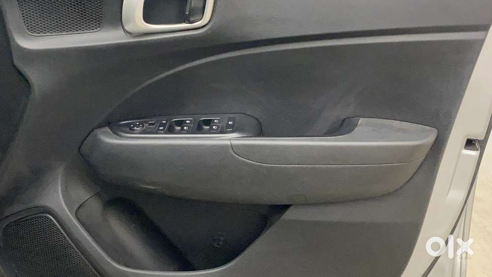 Hyundai Venue S, 2019, Petrol