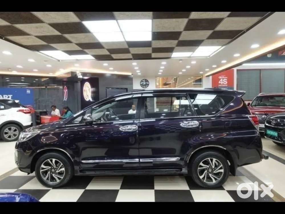 Toyota Innova Crysta 2021 Diesel 118000 Km Driven