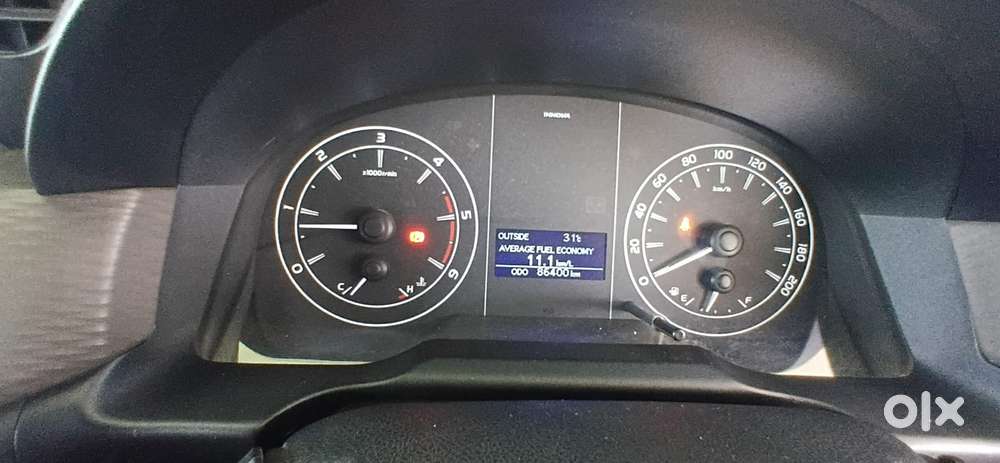 Toyota Innova Crysta 2.4 G Mt, 2023, Diesel