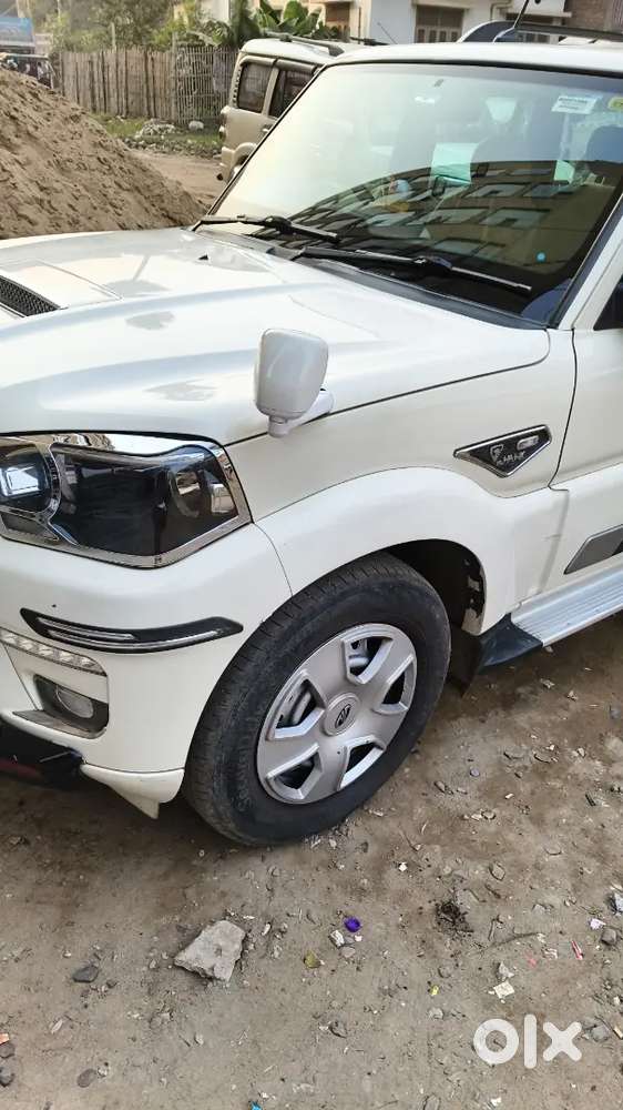 Mahindra Scorpio Classic 2023 Diesel 86000 Km Driven